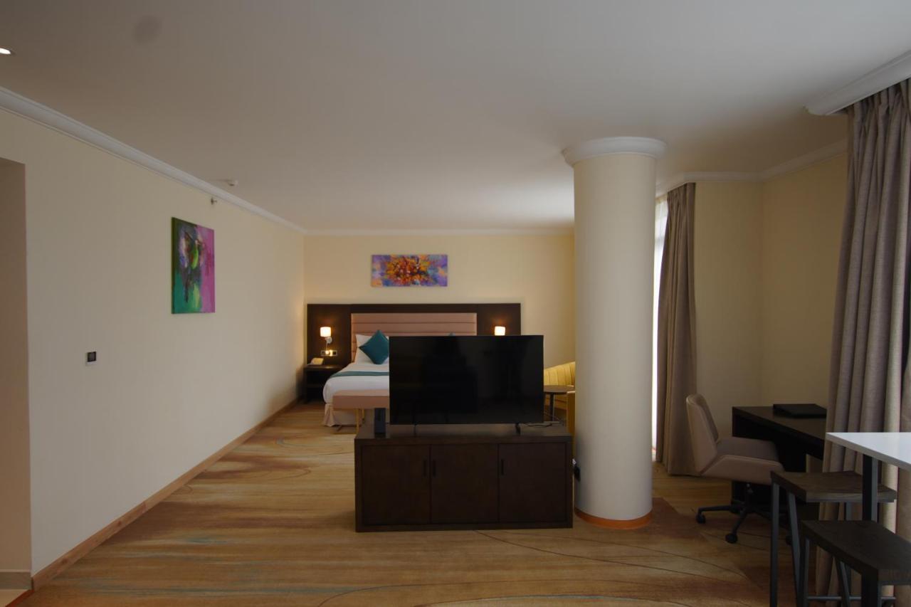 Best Western Premier Dynasty Addis Ababa Exteriör bild
