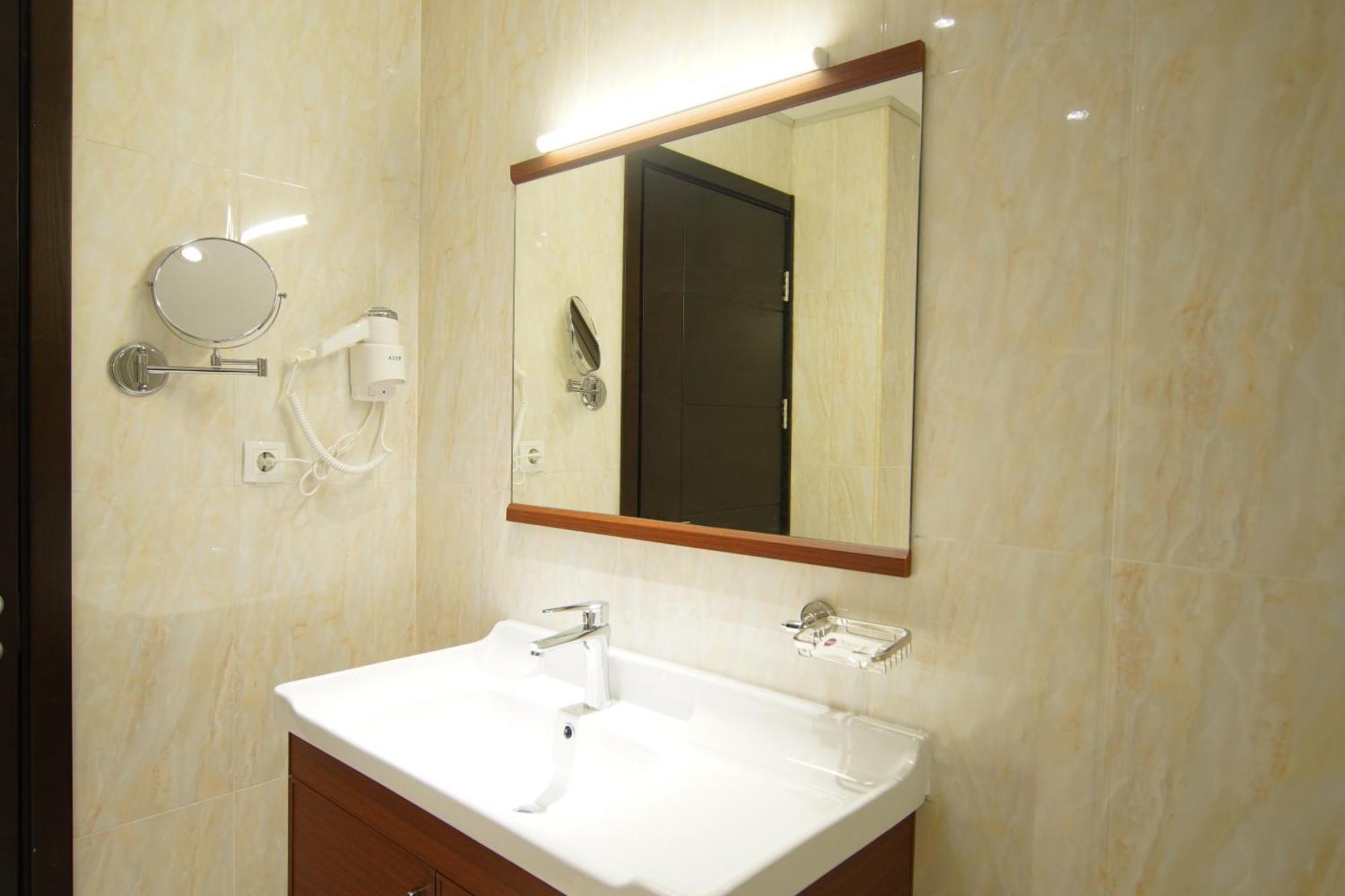 Best Western Premier Dynasty Addis Ababa Exteriör bild