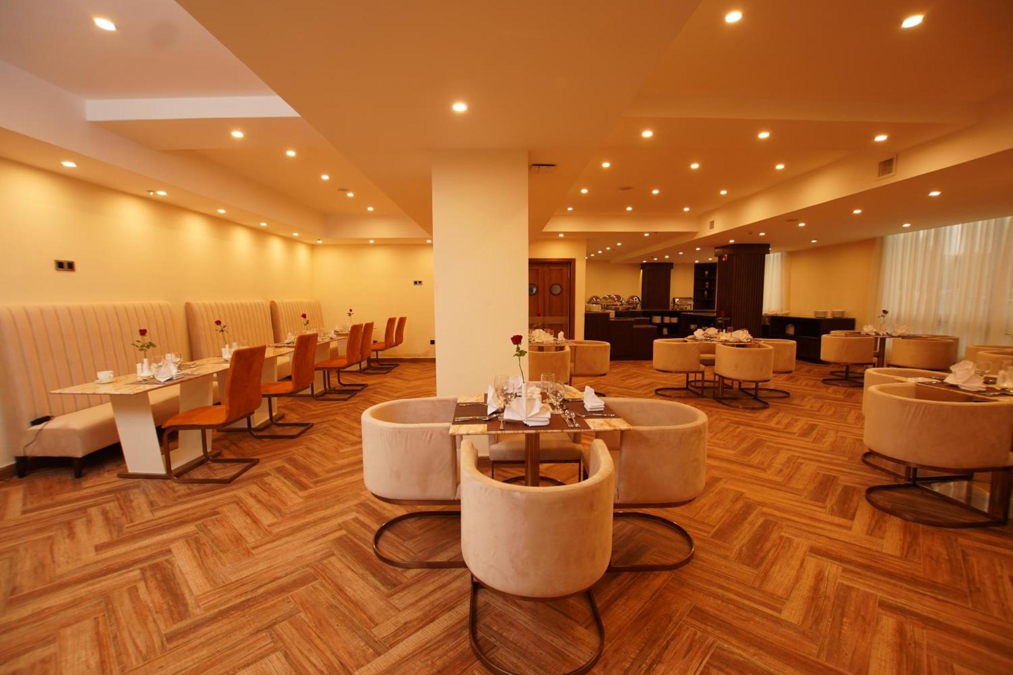 Best Western Premier Dynasty Addis Ababa Exteriör bild
